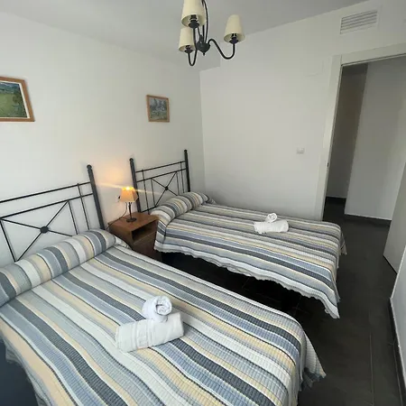 Carmenes-serviden Apartamento
